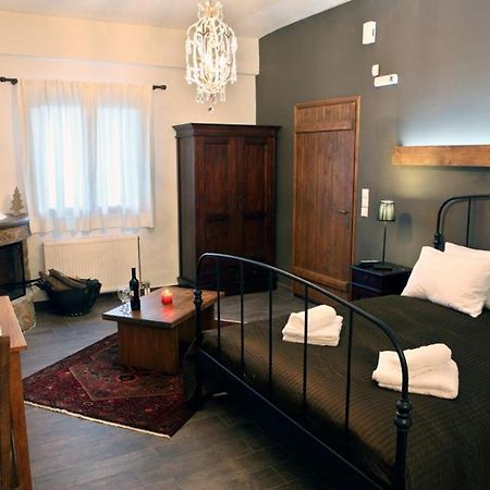 Guesthouse Elaia Synikia Mesi Trikalon Eksteriør billede