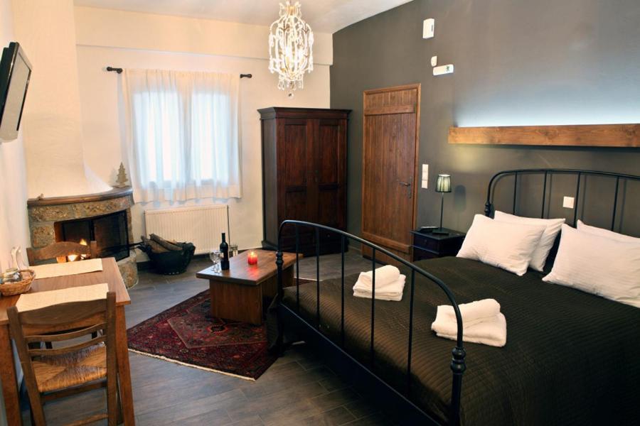 Guesthouse Elaia Synikia Mesi Trikalon Eksteriør billede